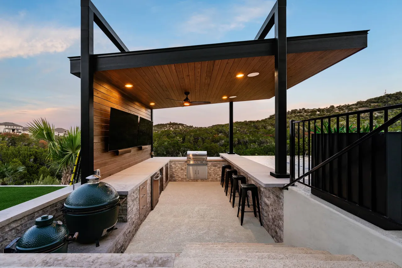 New Pool Construction — GB IV Designs, Austin