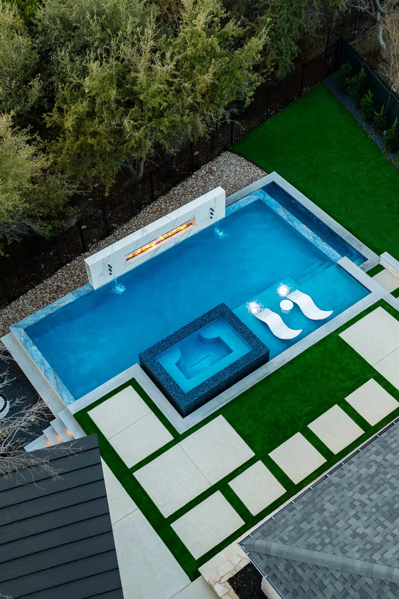 Courtyard Linear — Raised linear pool in Tarrytown, TX by GB IV Designs (photo 20)