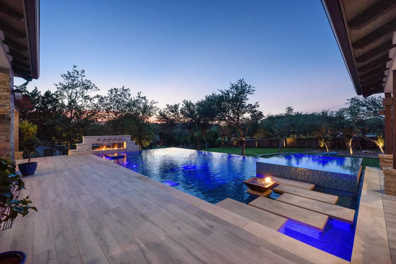 Fire & Water Estate — Estate pool & spa in Texas Hill Country, TX by GB IV Designs (photo 8)