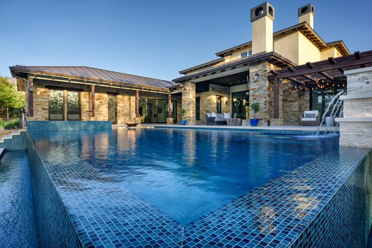 Fire & Water Estate — Estate pool & spa in Texas Hill Country, TX by GB IV Designs (photo 20)