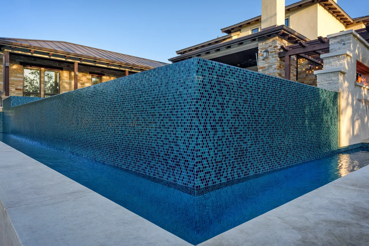 Fire & Water Estate — Estate pool & spa in Texas Hill Country, TX by GB IV Designs (photo 22)