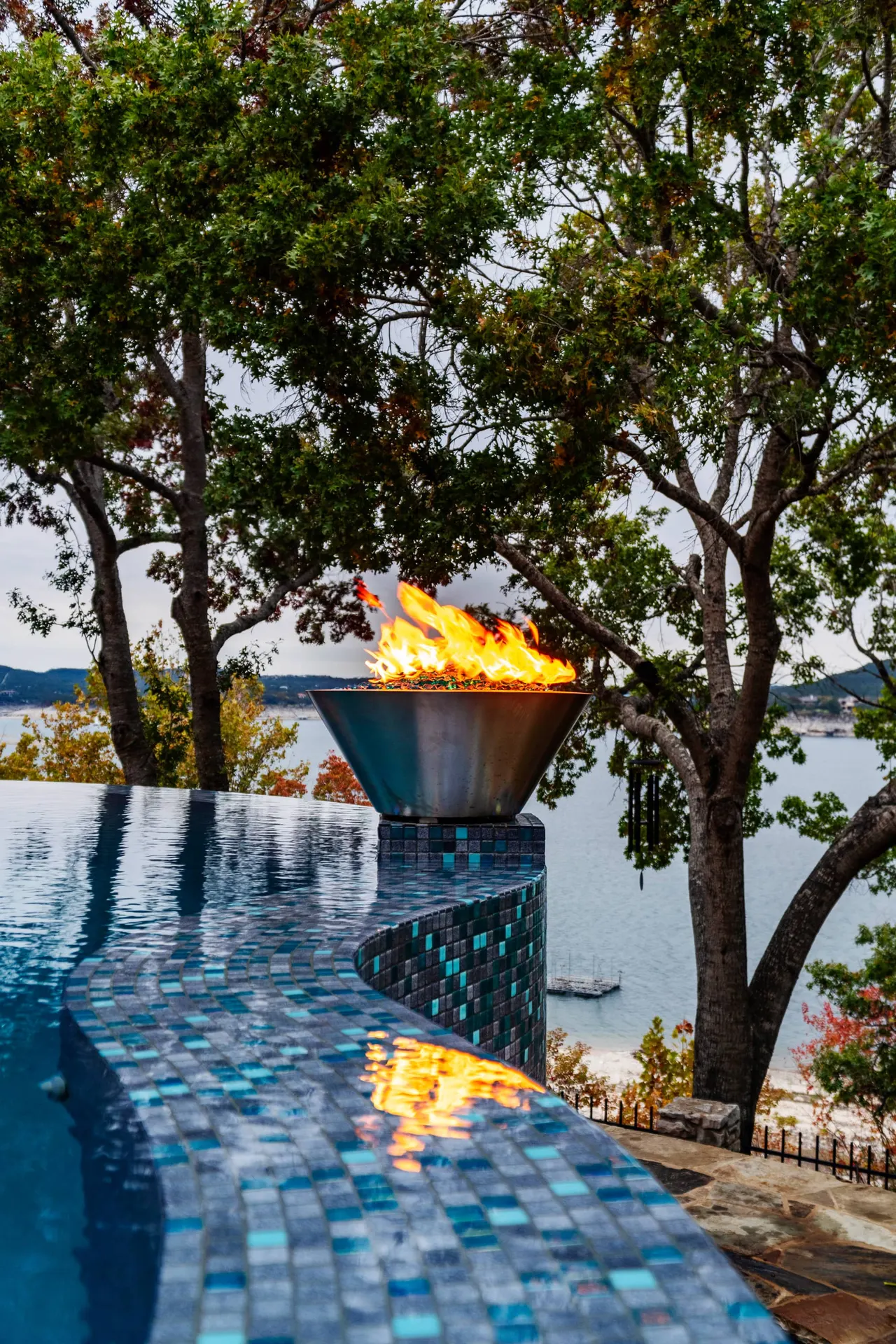 Lakeside Glass — Renovation & vanishing-edge spa in Dripping Springs, TX by GB IV Designs (photo 18)