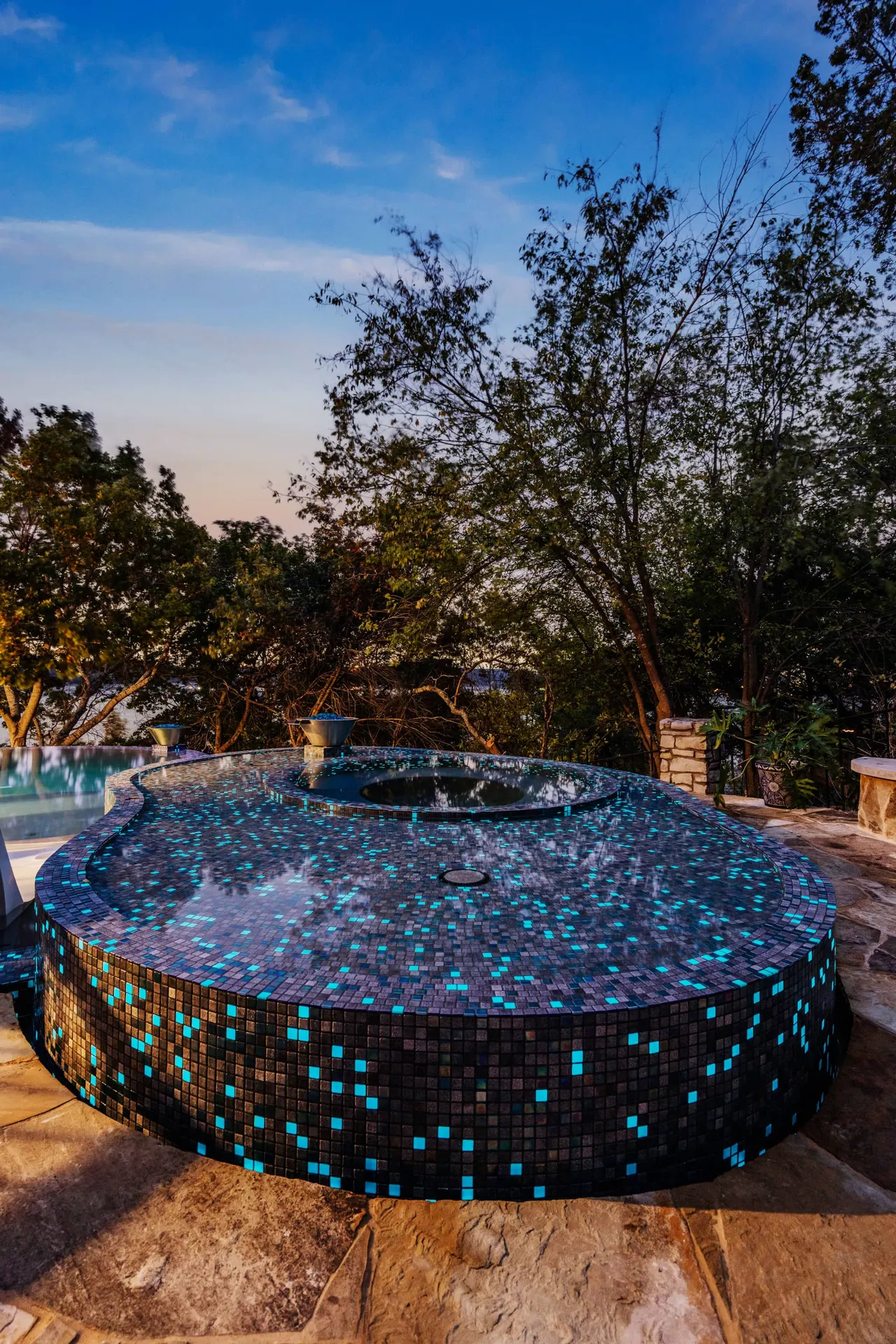 Lakeside Glass — Renovation & vanishing-edge spa in Dripping Springs, TX by GB IV Designs (photo 23)