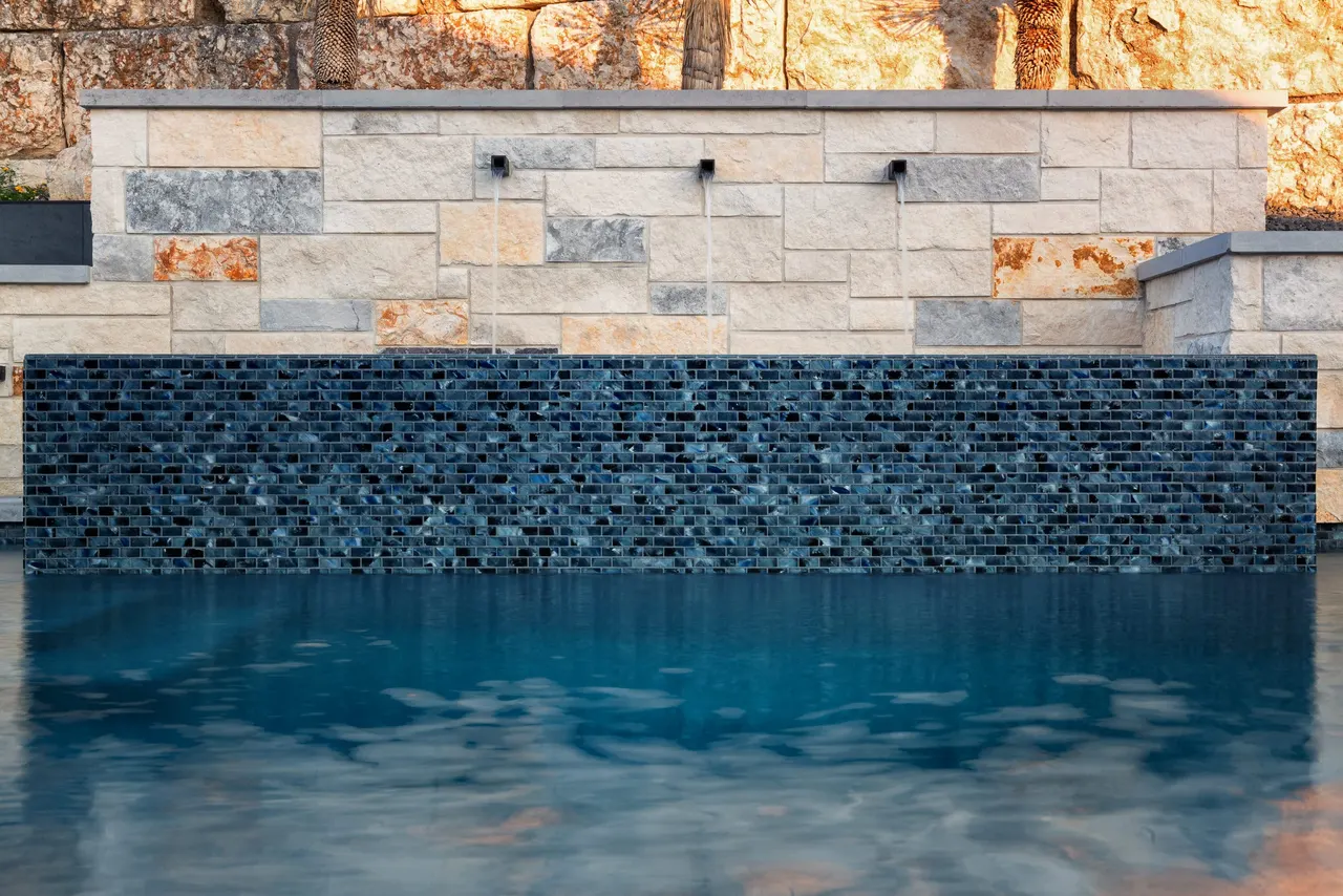 Limestone Terrace — Geometric pool with raised spa in Austin, TX by GB IV Designs (photo 7)