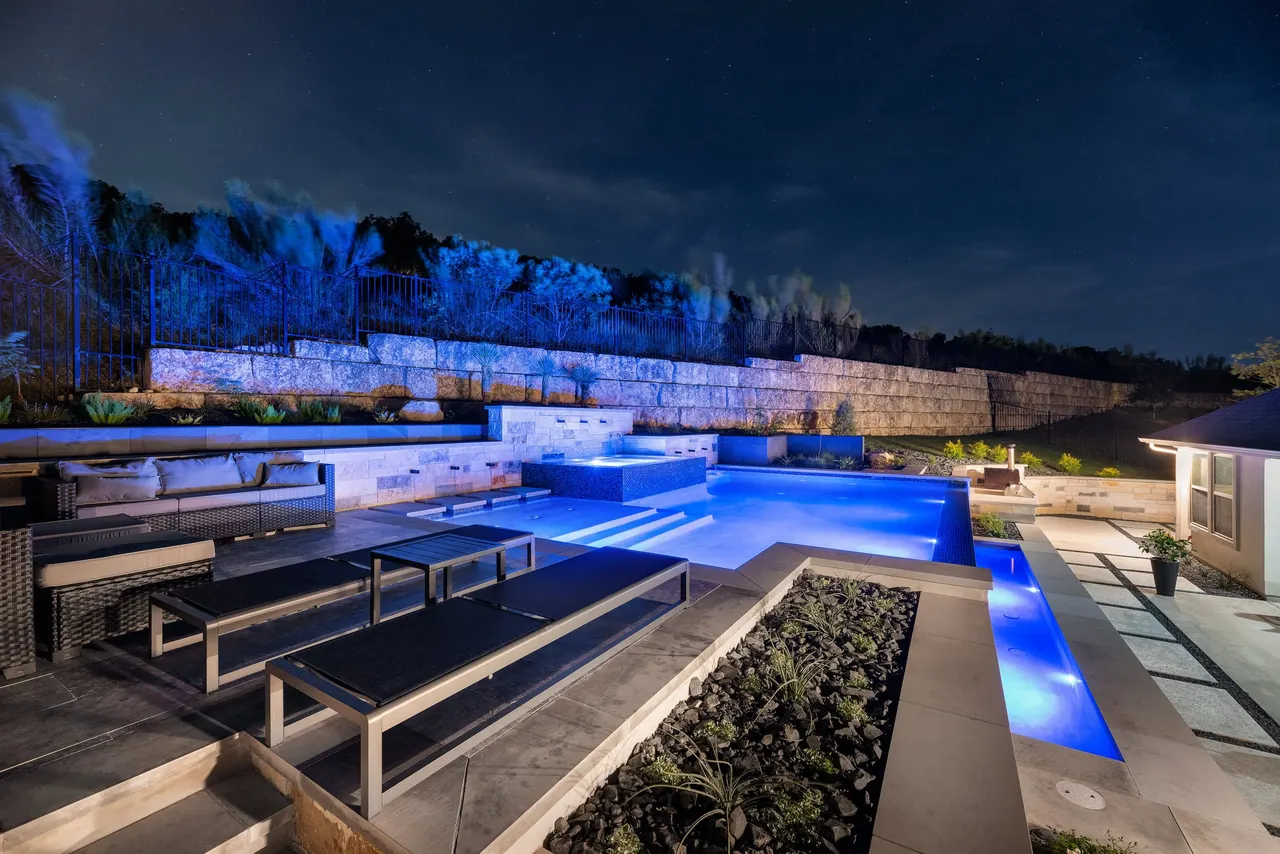 Limestone Terrace — Geometric pool with raised spa in Austin, TX by GB IV Designs (photo 13)
