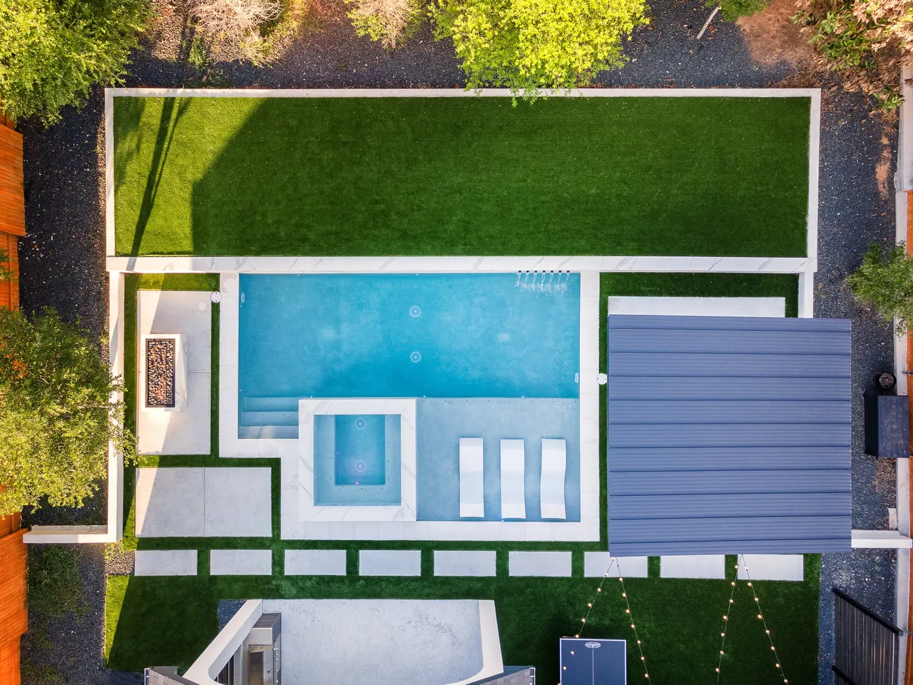 Geometric Pools by GB IV Designs (photo 6)