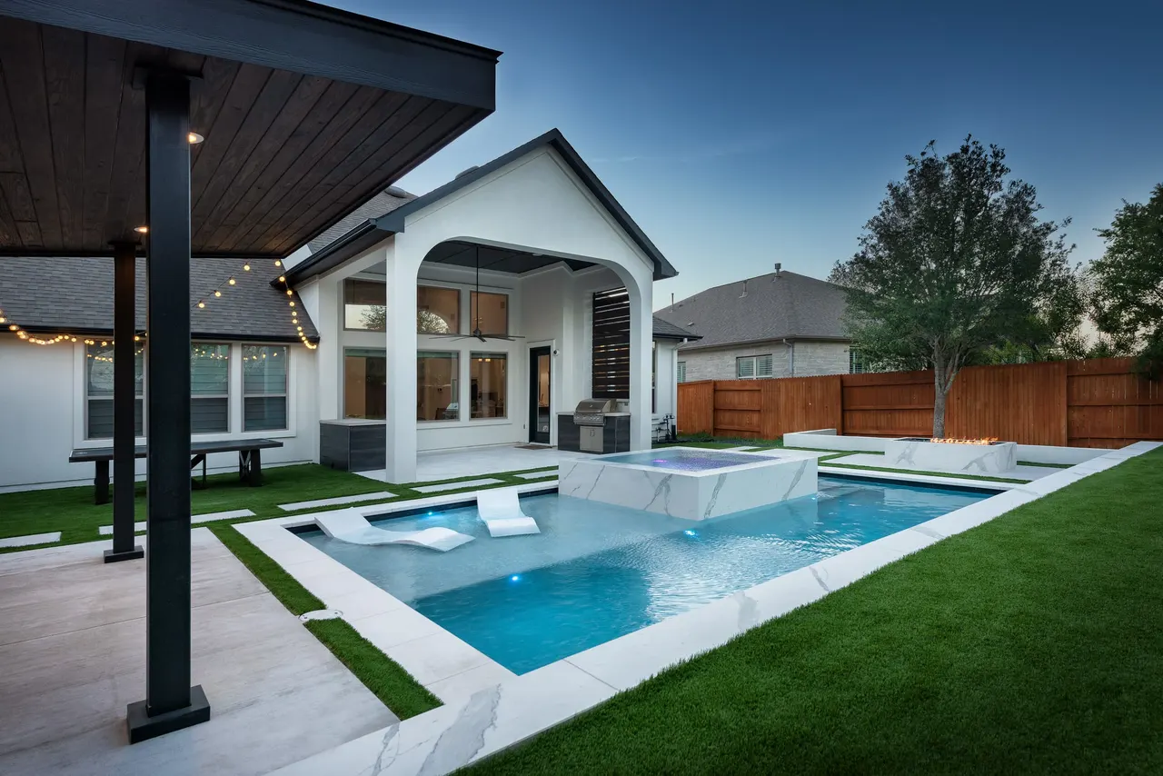 Geometric Pools by GB IV Designs (photo 7)