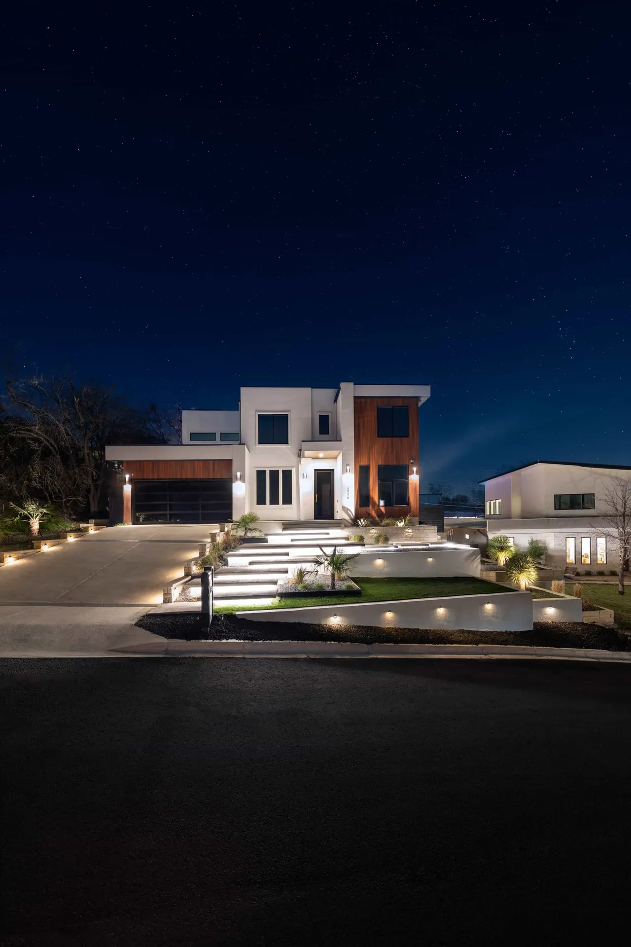 Porcelain Modern — Raised pool & outdoor living in Austin, TX by GB IV Designs (photo 20)
