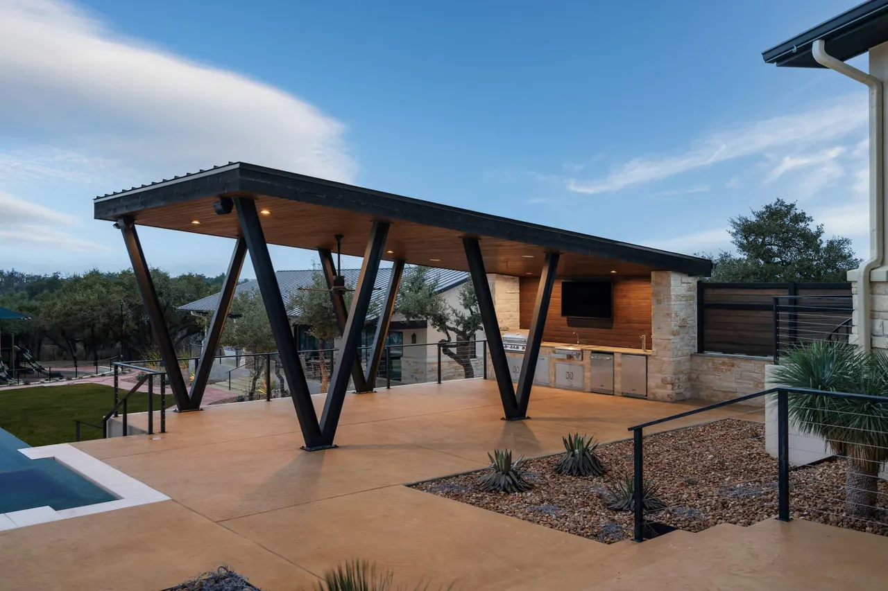 Geometric Pools by GB IV Designs (photo 59)