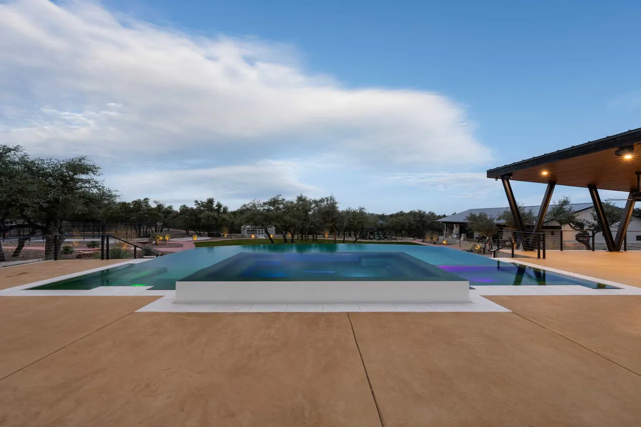 Geometric Pools by GB IV Designs (photo 61)