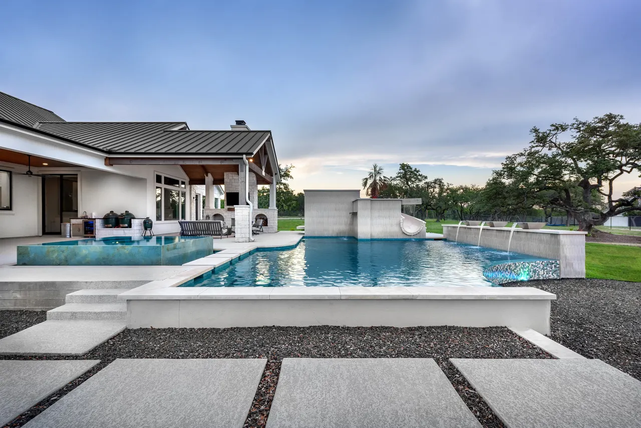 Geometric Pools by GB IV Designs (photo 22)