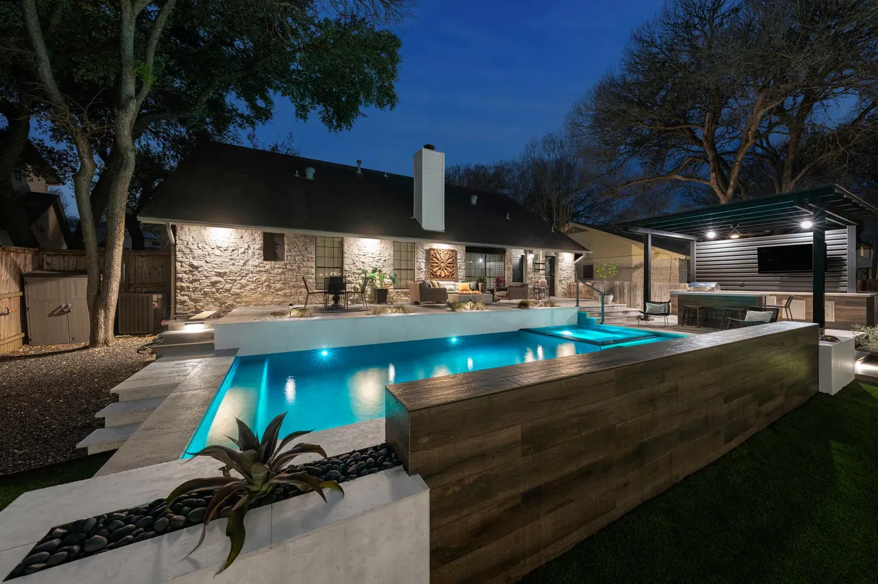 Geometric Pools by GB IV Designs (photo 47)